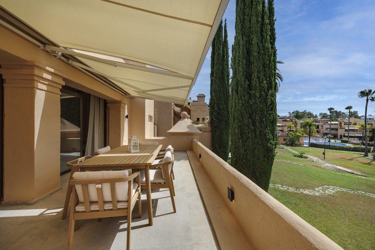 3 Bed Penthouse Duplex in Estepona in Estepona, Penthouse Duplex