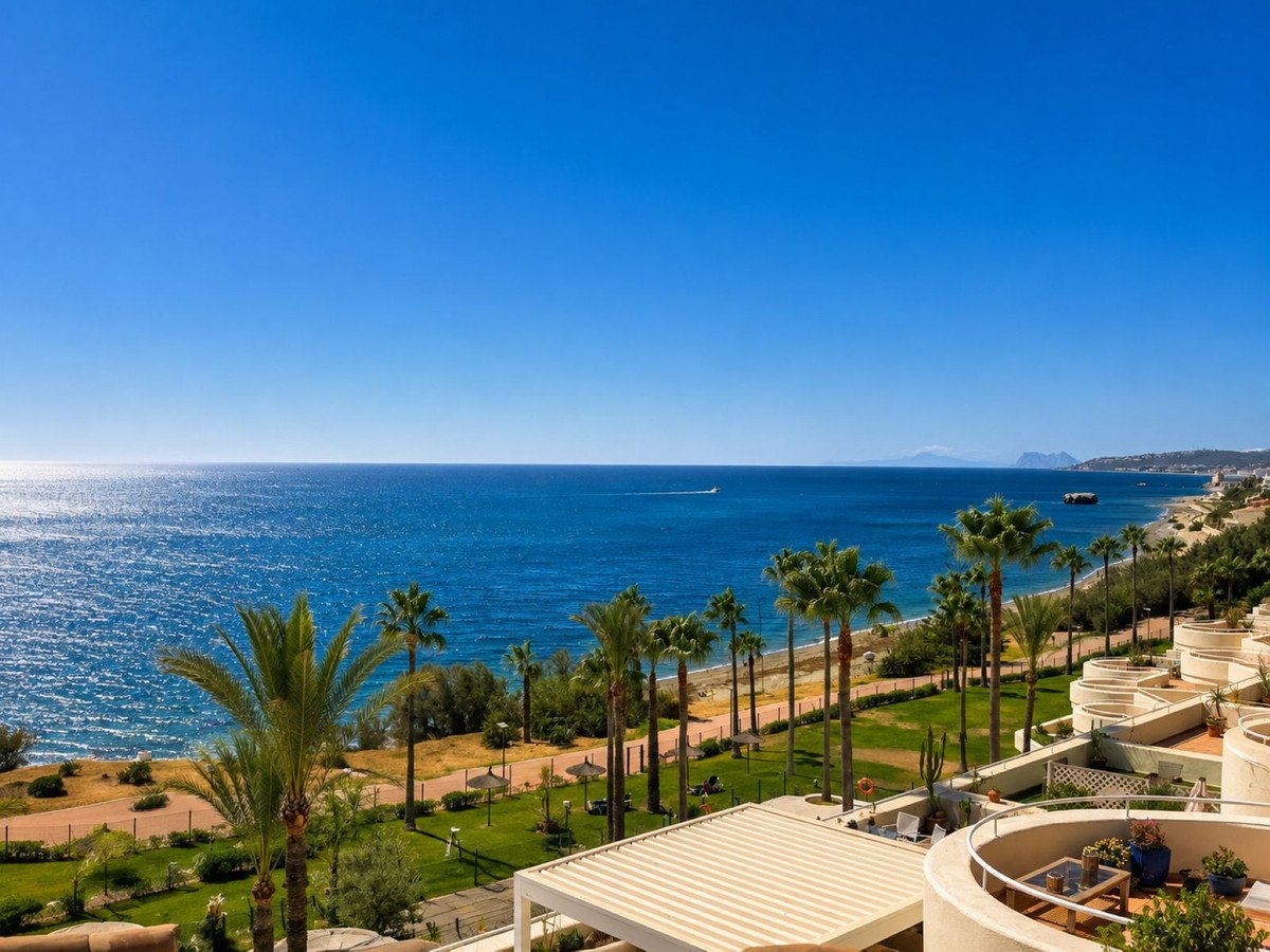3 Bed 펜트하우스 in Estepona