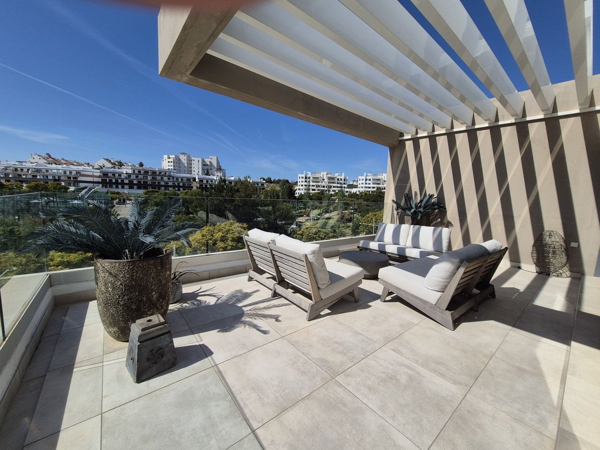 3 Bed Penthouse Duplex in Estepona, Penthouse Dúplex