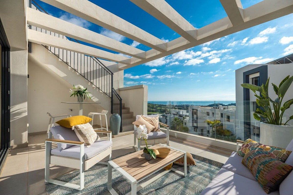 3 Bed Penthouse in Estepona in Estepona, Penthouse