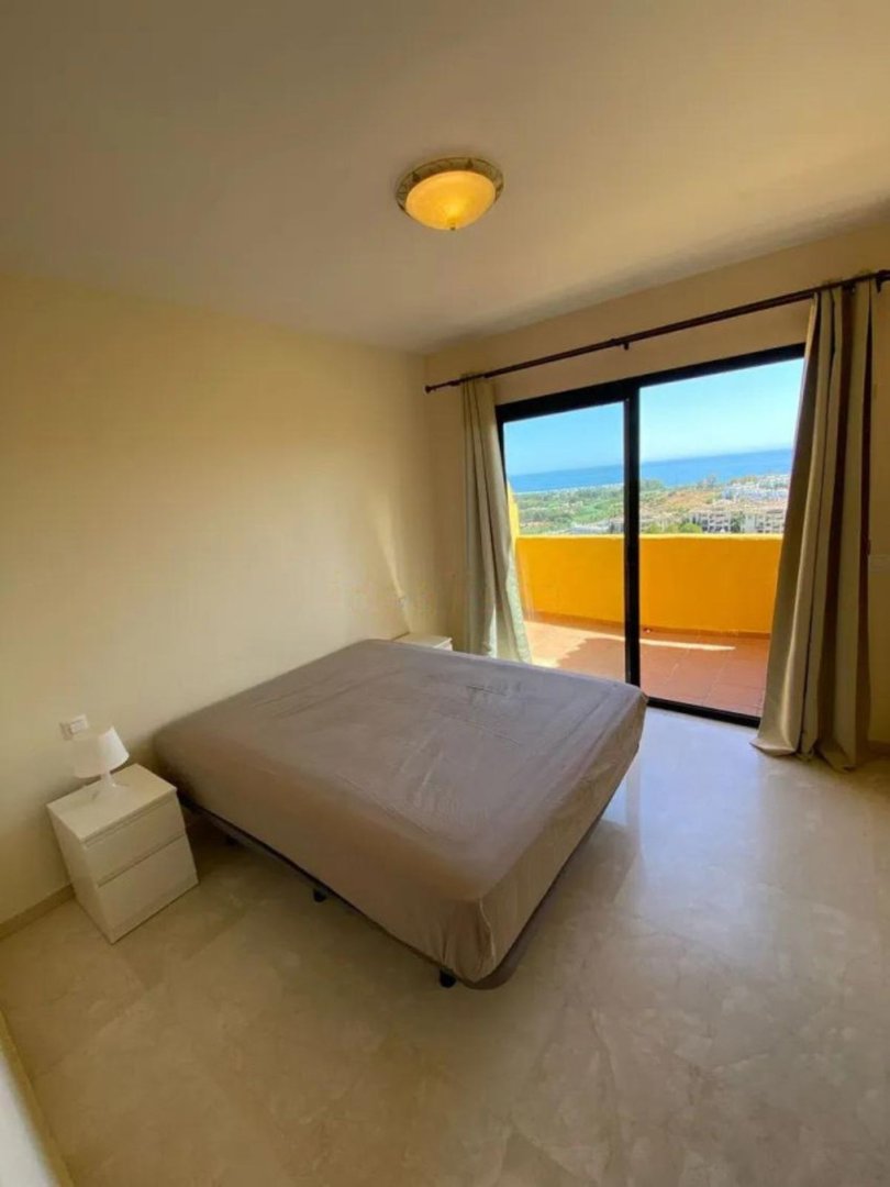 4 Bed Penthouse Duplex in Estepona i Estepona, Penthouse Duplex