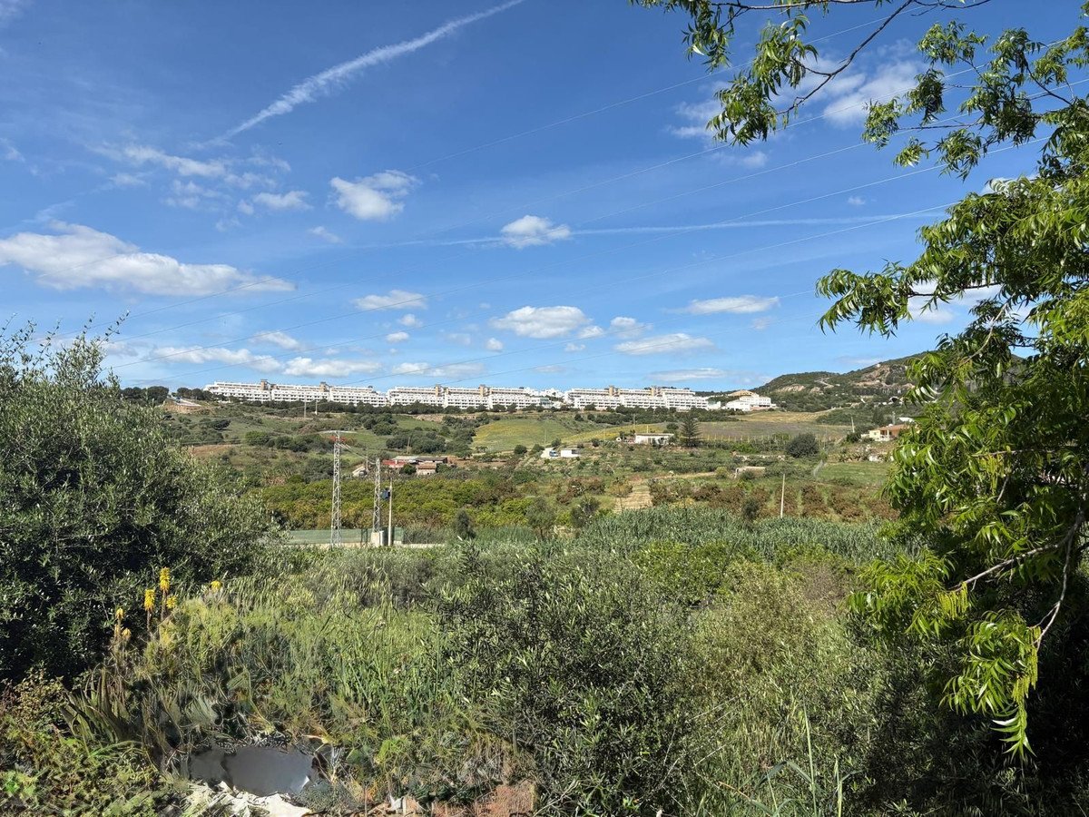 Land in Estepona w Estepona, 