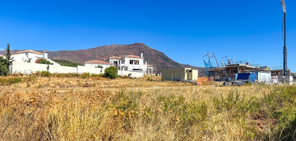 Residential Plot in Estepona في Estepona, 