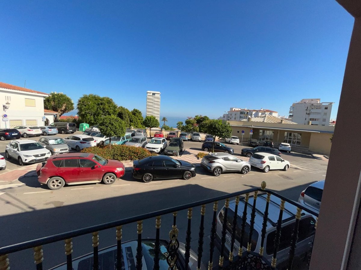 2 Bed بيت مدينة in Estepona في Estepona, تاونهاوس