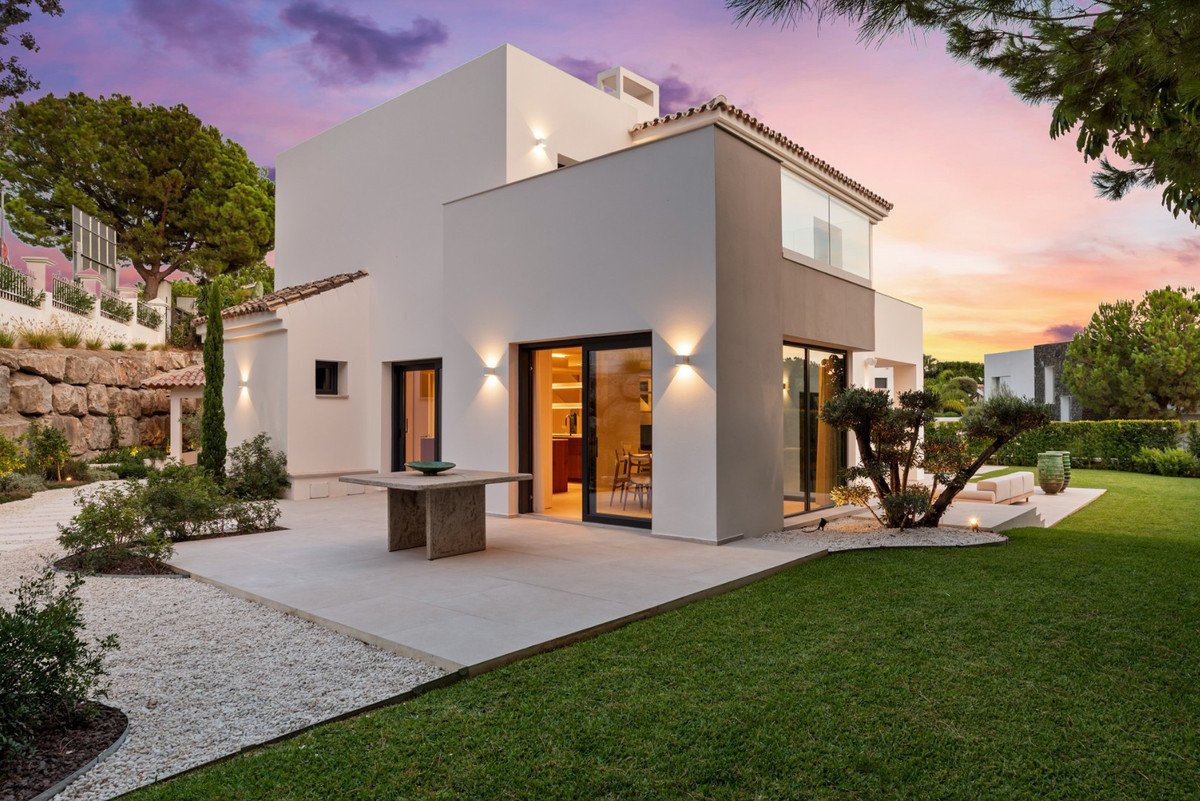 3 Bed Radhus in Estepona i Estepona, 