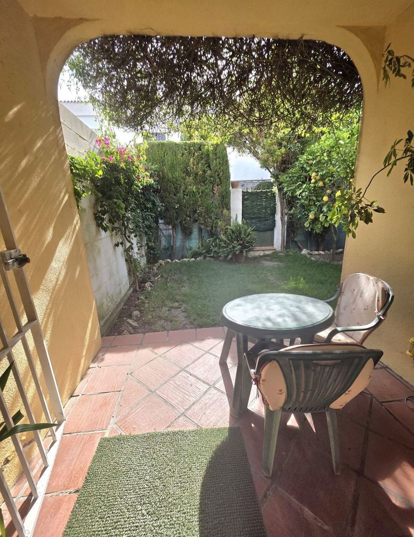 3 Bed Radhus in Estepona i Estepona, Radhus