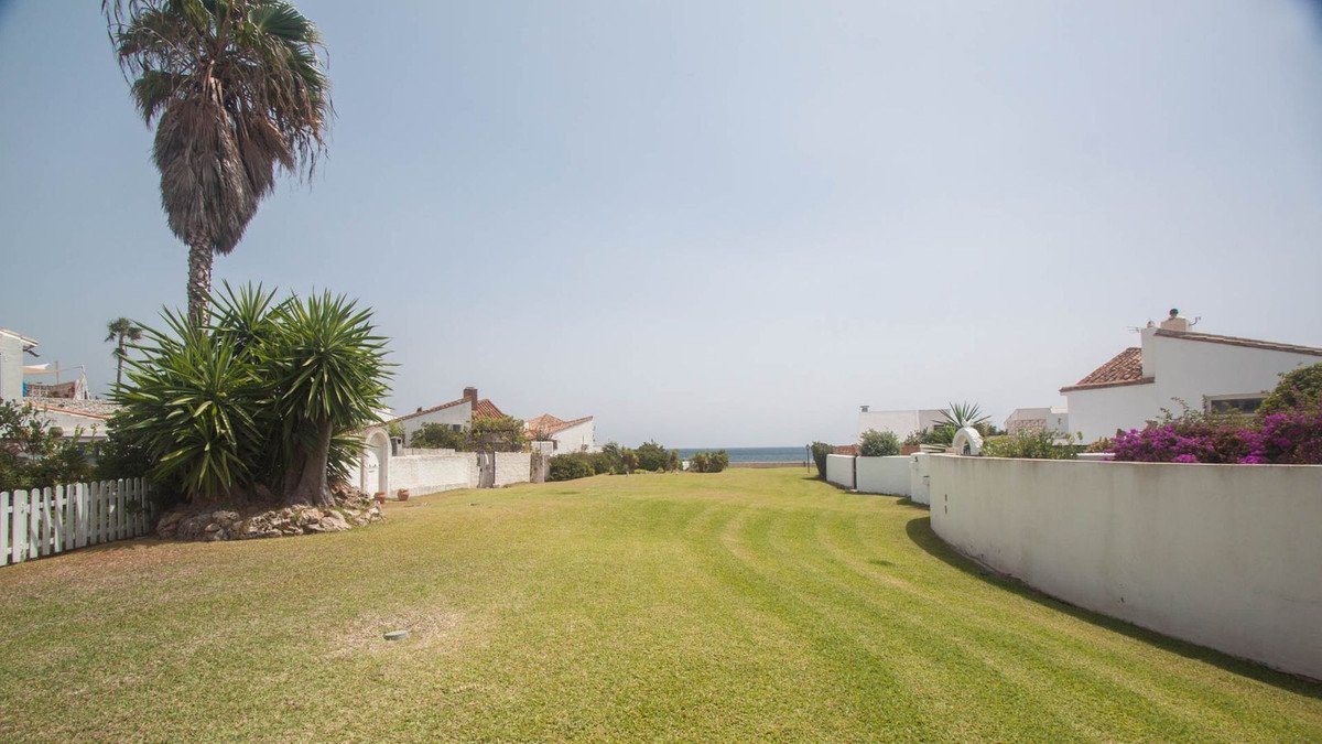 3 Bed Radhus in Estepona i Estepona, Radhus