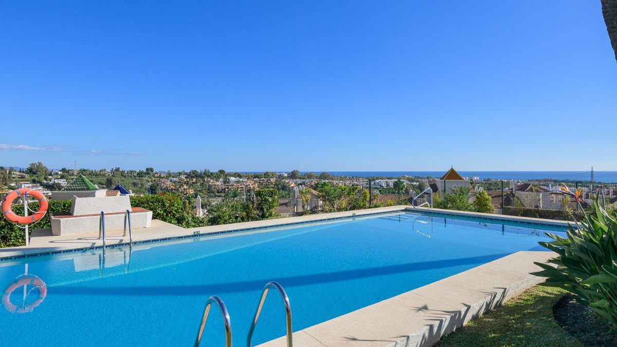 3 Bed بيت مدينة in Estepona في Estepona, 