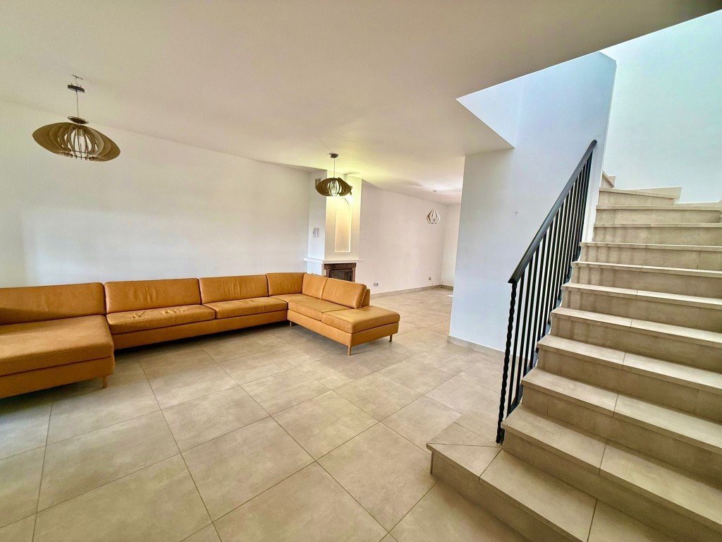 05 photo