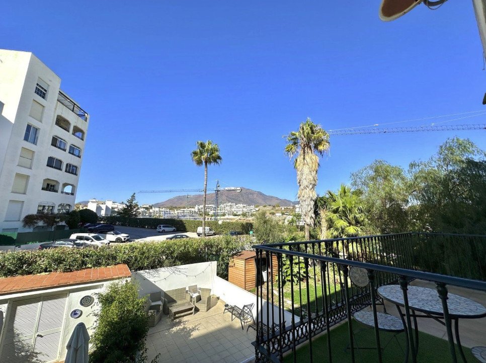 3 Bed Radhus in Estepona i Estepona, Radhus