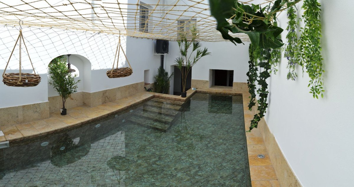 4 Bed Radhus in Estepona i Estepona, 
