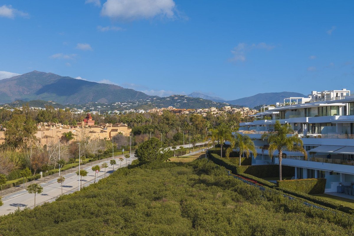 3 Bed Fristående villa in Estepona i Estepona, 