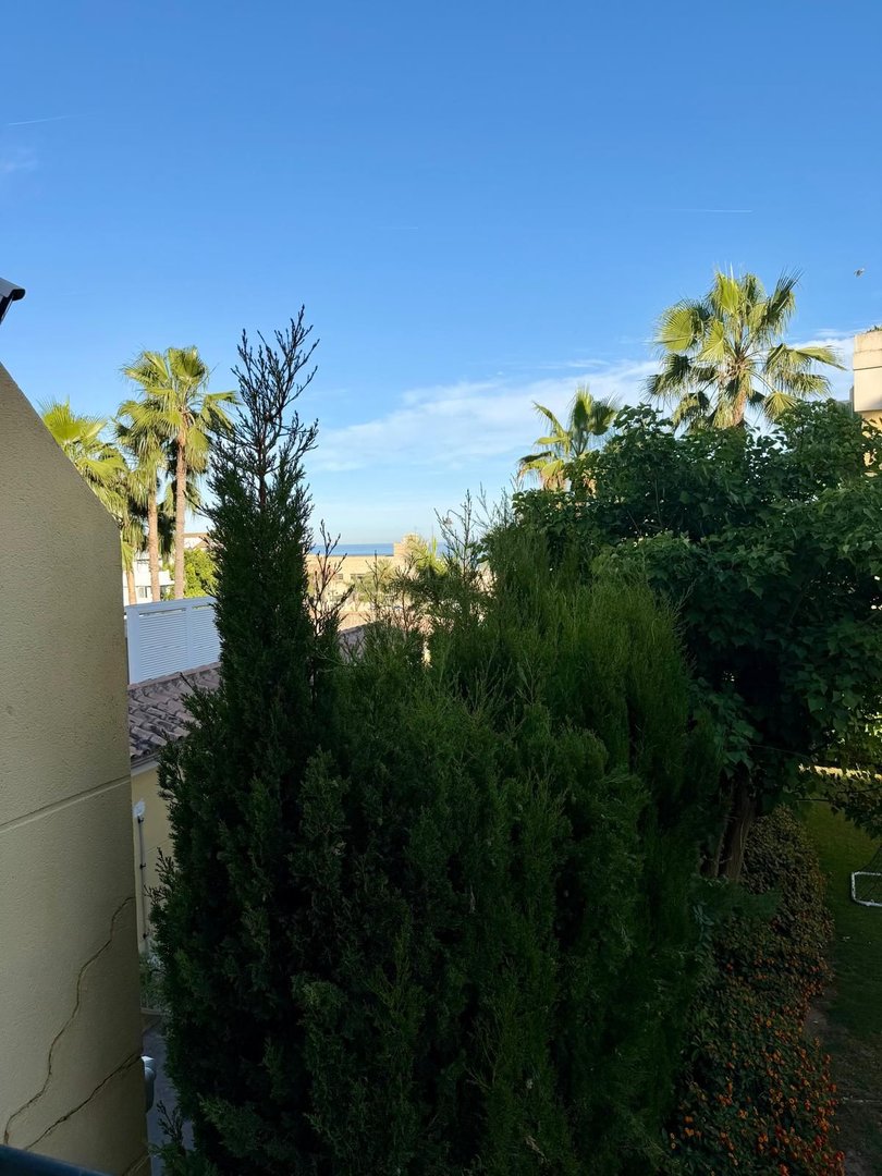 3 Bed Vrijstaande Villa in Estepona in Estepona, 