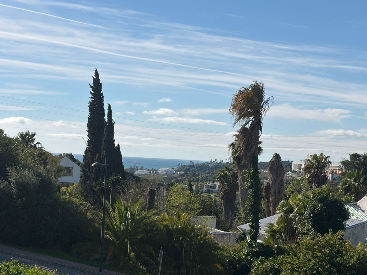 3 Bed Fristående villa in Estepona i Estepona, Fristående Villa