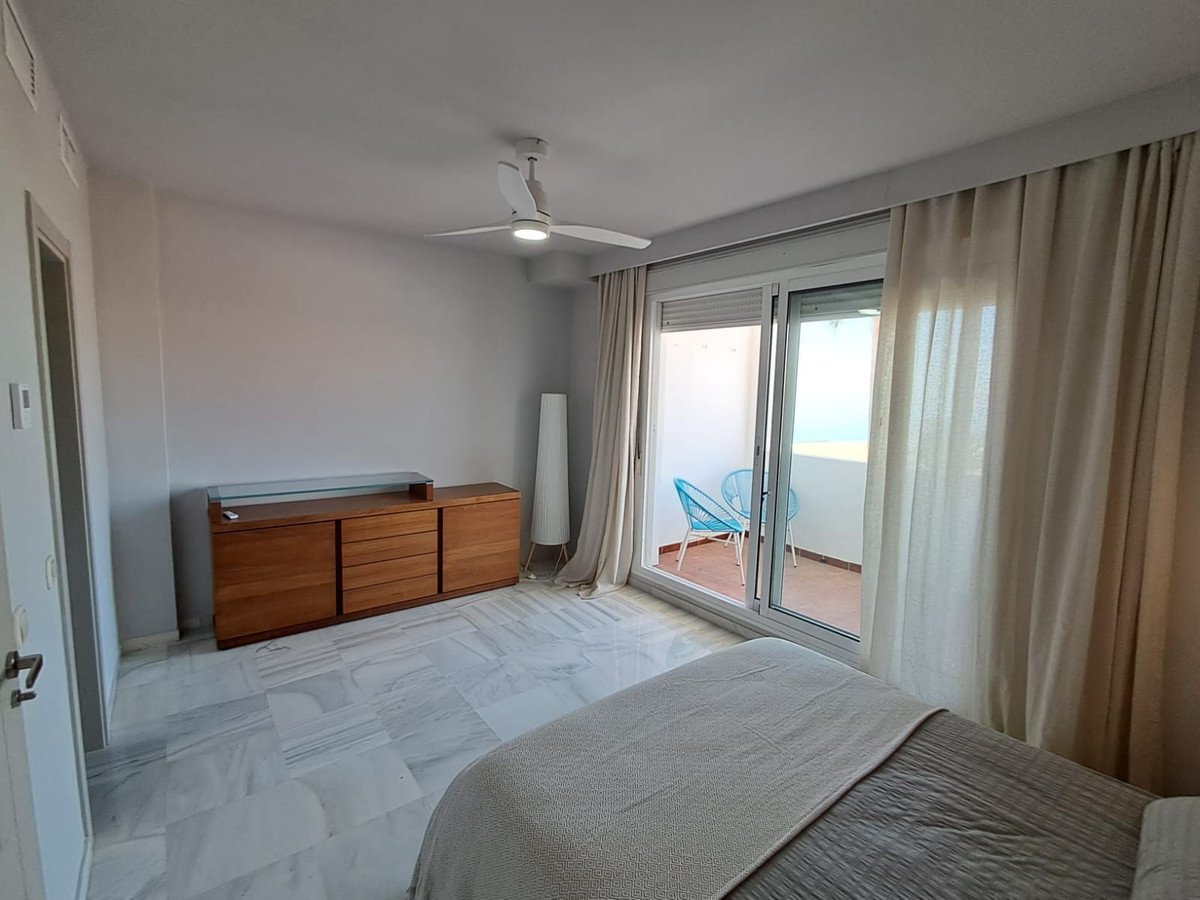 3 Bed Fristående villa in Estepona i Estepona, 