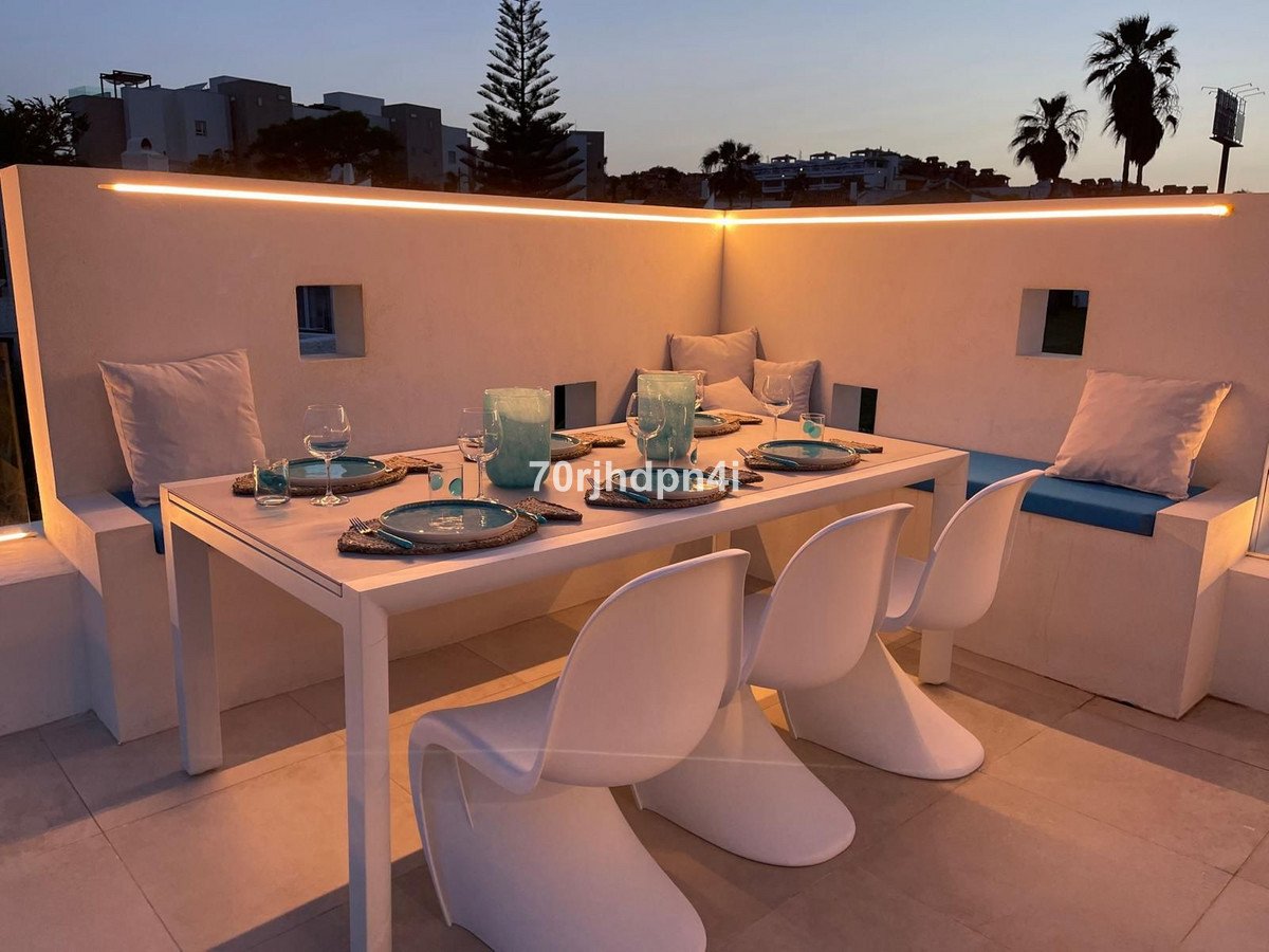 4 Bed Fristående villa in Estepona i Estepona, Fristående villa