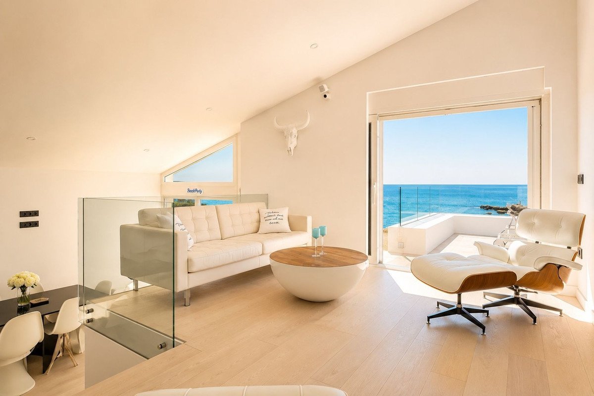 4 Bed Halfvrijstaand Huis in Estepona in Estepona, Halfvrijstaande woning