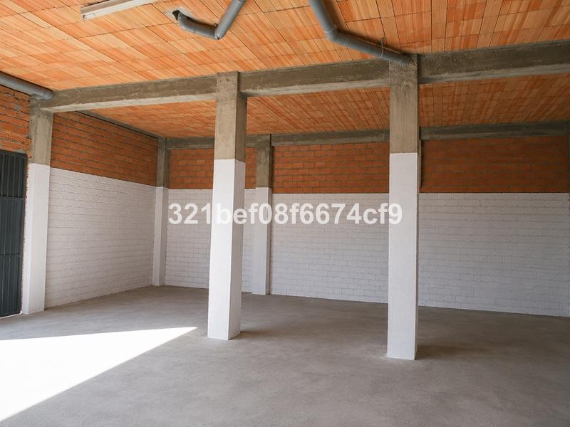 Commercial in Estepona