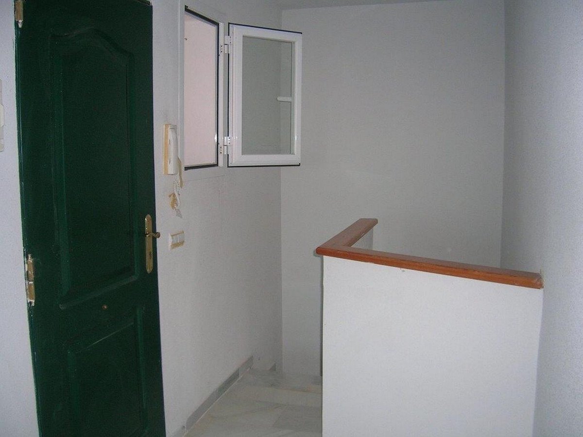 08 photo