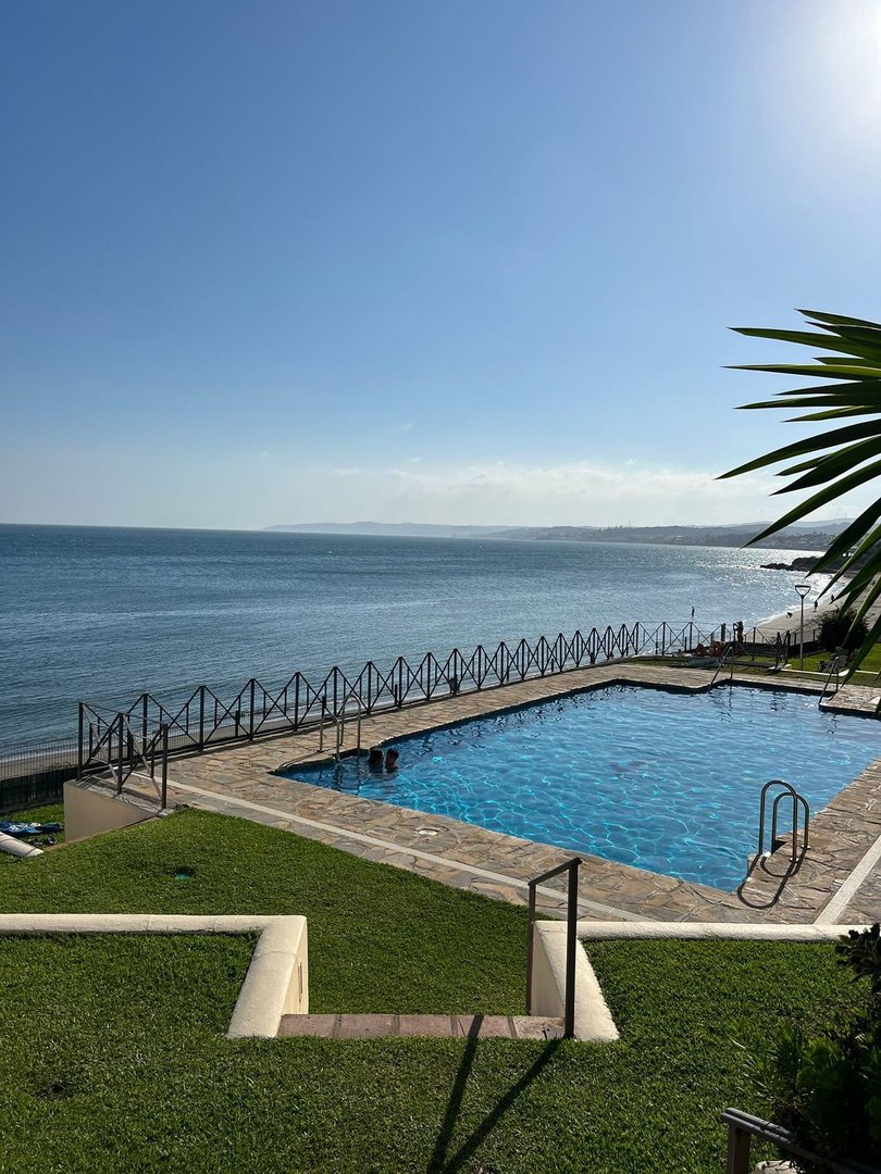 2 Bed Tussenverdieping Appartement in Estepona in Estepona, Appartement