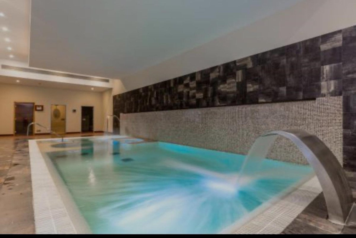 2 Bed Tussenverdieping Appartement in Estepona in Estepona, Appartement