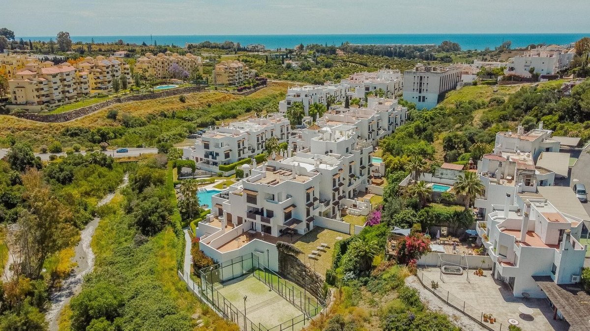 2 Bed Begane Grond Appartement in Estepona in Estepona, Appartement