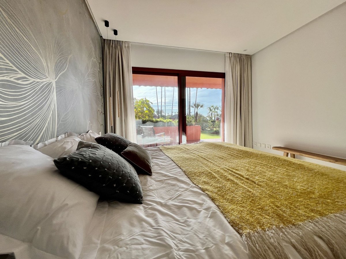 3 Bed شقة في الطابق الأرضي in Estepona في Estepona, شقة