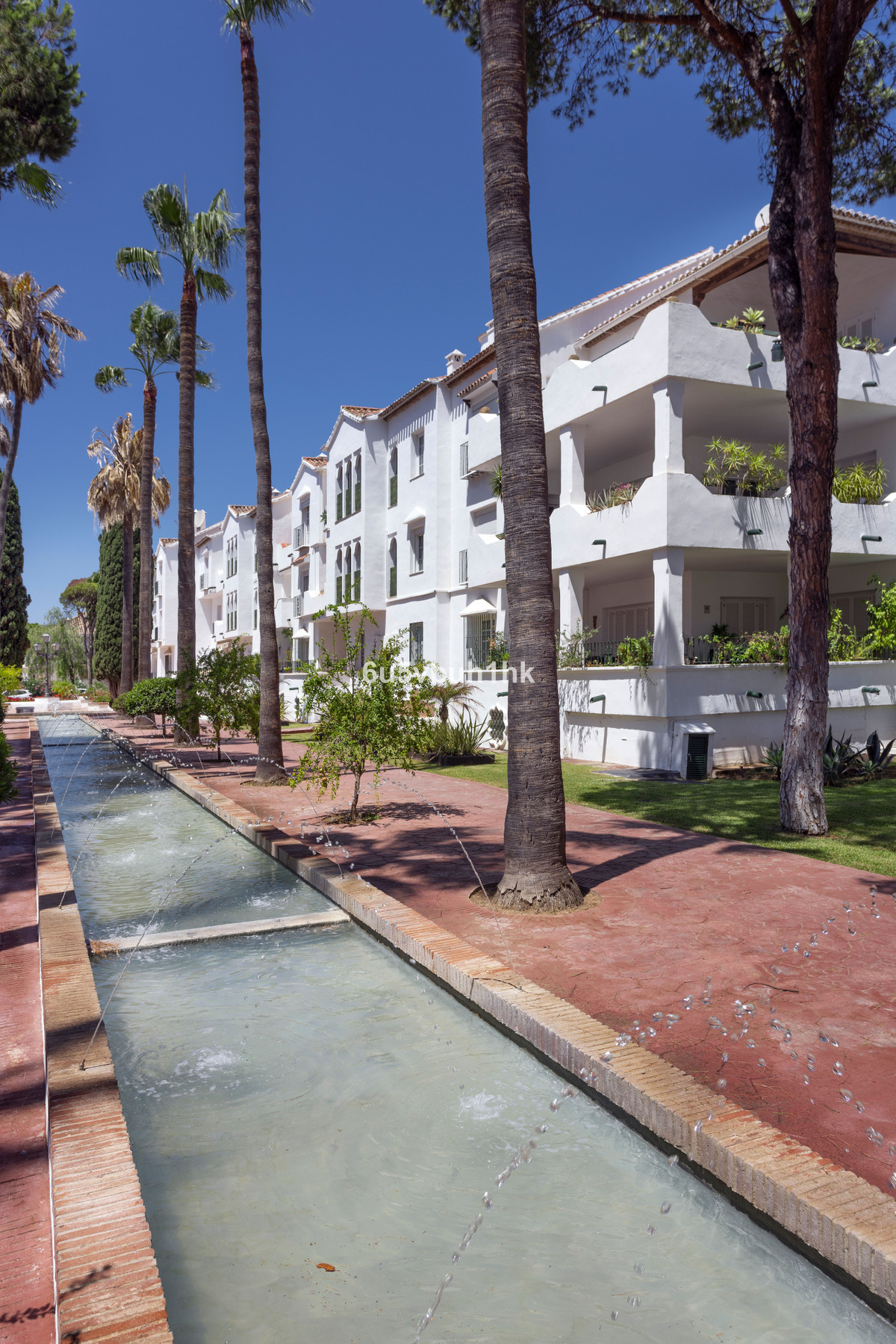 3 Bed Tussenverdieping Appartement in Estepona in Estepona, Appartement