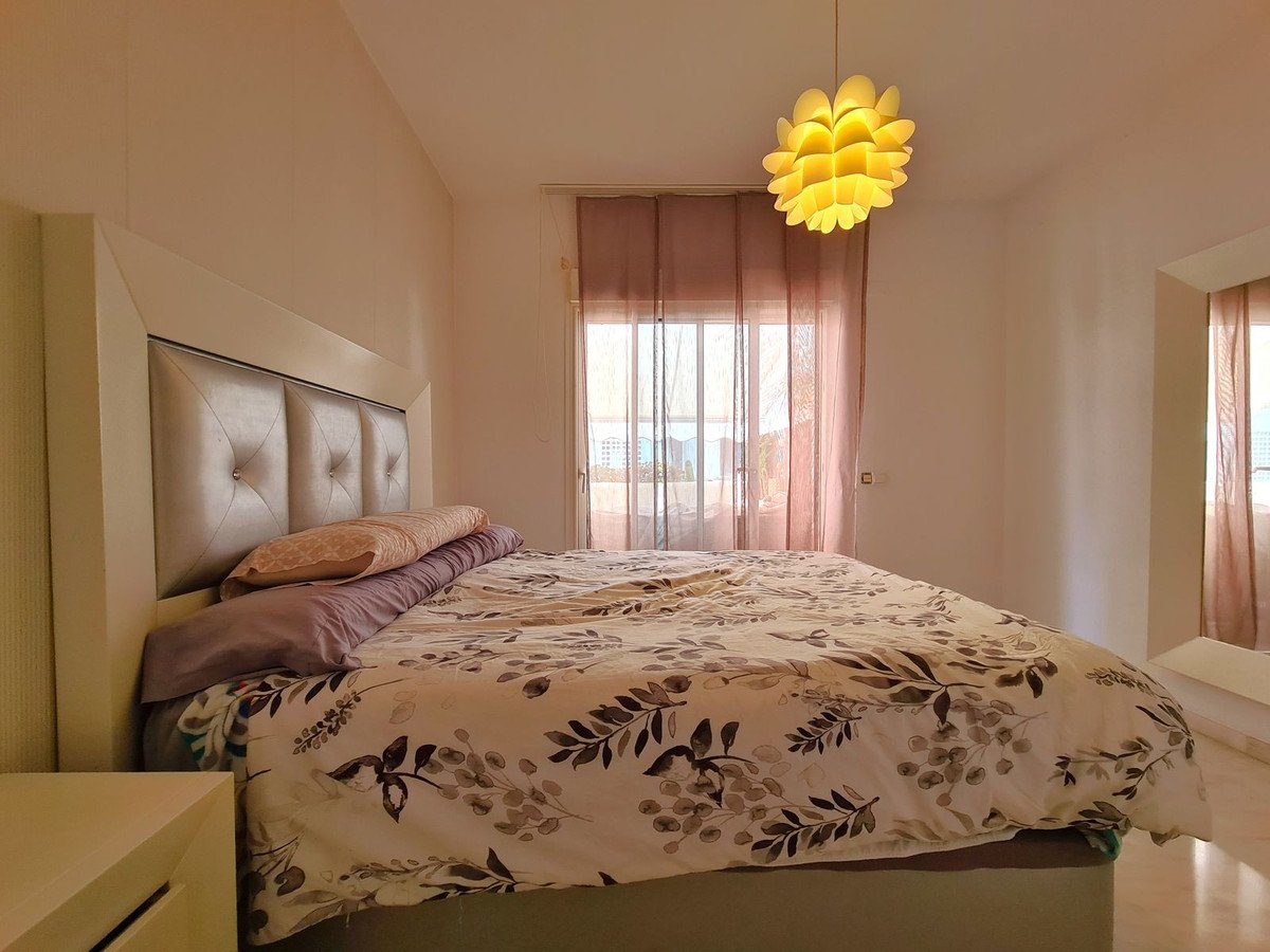 3 Bed شقة في الطابق الأرضي in Estepona في Estepona, شقة