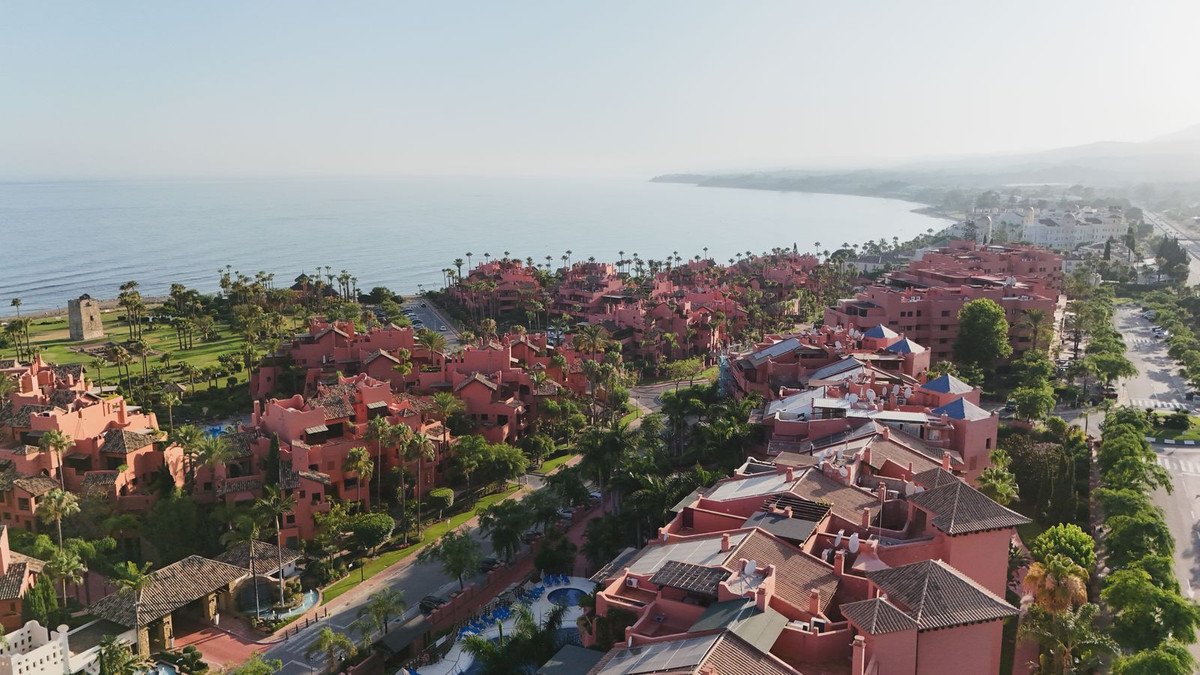 3 Bed Tussenverdieping Appartement in Estepona in Estepona, Appartement