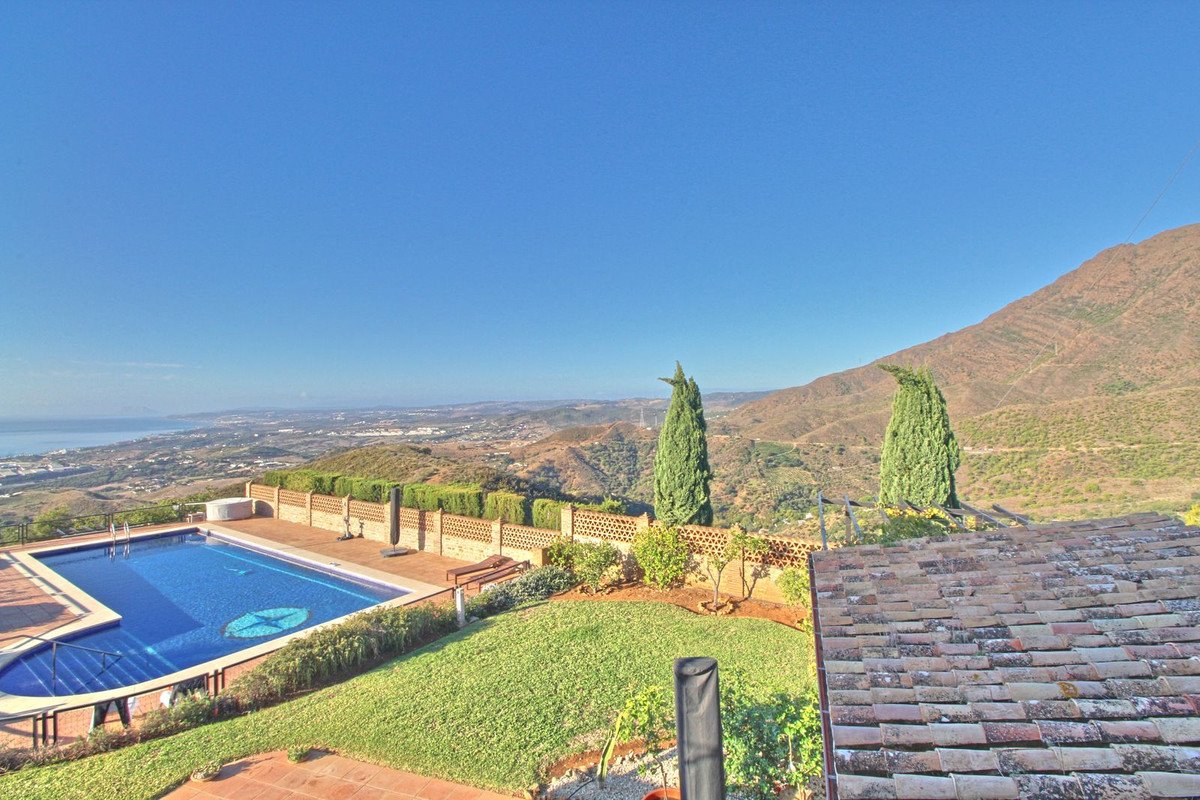 5 Bed Finca in Estepona rajons: Estepona, 