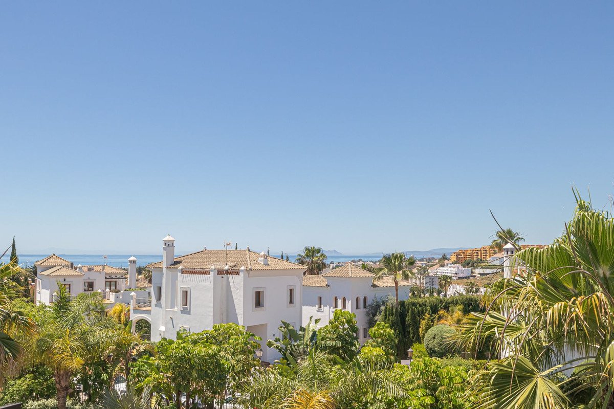 2 Bed Penthouse in Estepona in Estepona, Penthouse