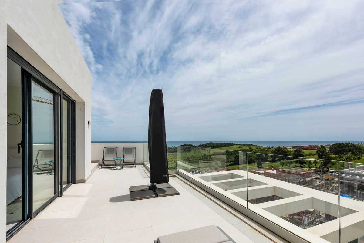 3 Bed Penthouse Duplex in Estepona in Estepona, Penthouse Duplex