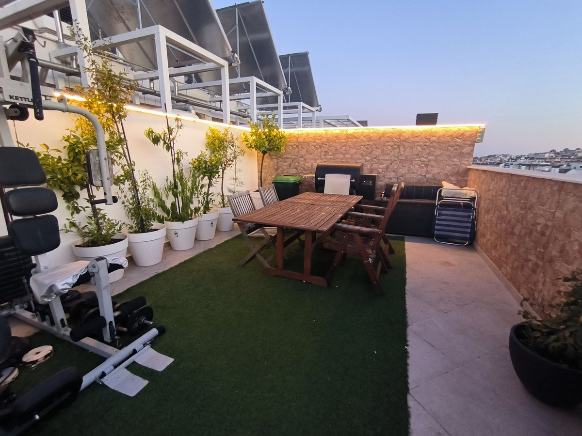 3 Bed Penthouse in Estepona in Estepona, Penthouse
