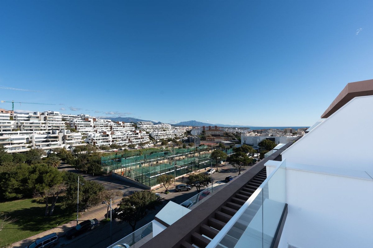 3 Bed بنتهاوس in Estepona في Estepona, بنتهاوس