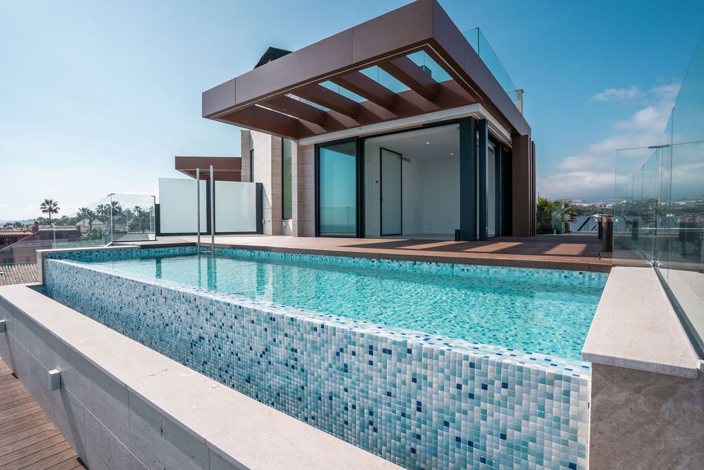 4 Bed بنتهاوس Duplex in Estepona في Estepona, بنتهاوس دوبلكس