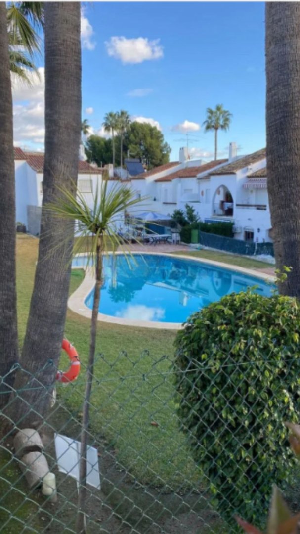 3 Bed بيت مدينة in Estepona في Estepona, منزل متصل