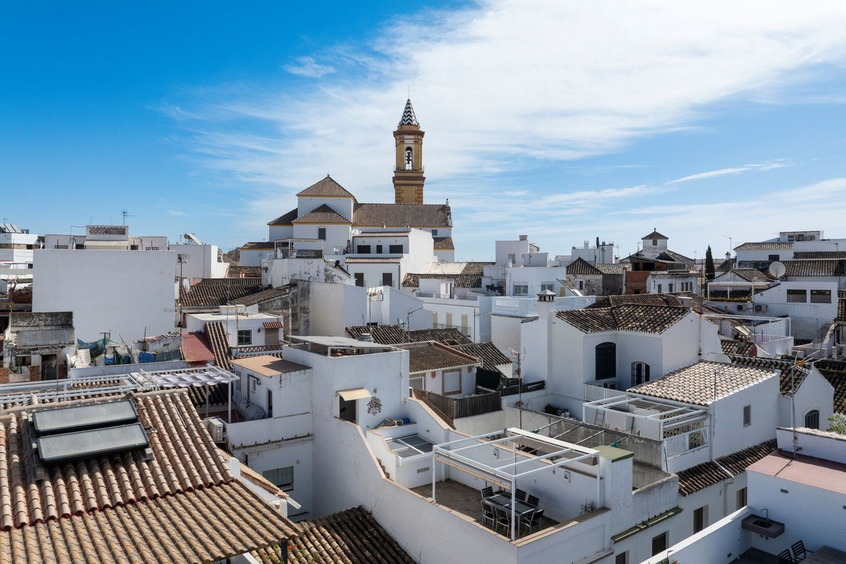 4 Bed Vrijstaande Villa in Estepona in Estepona, Vrijstaande Villa
