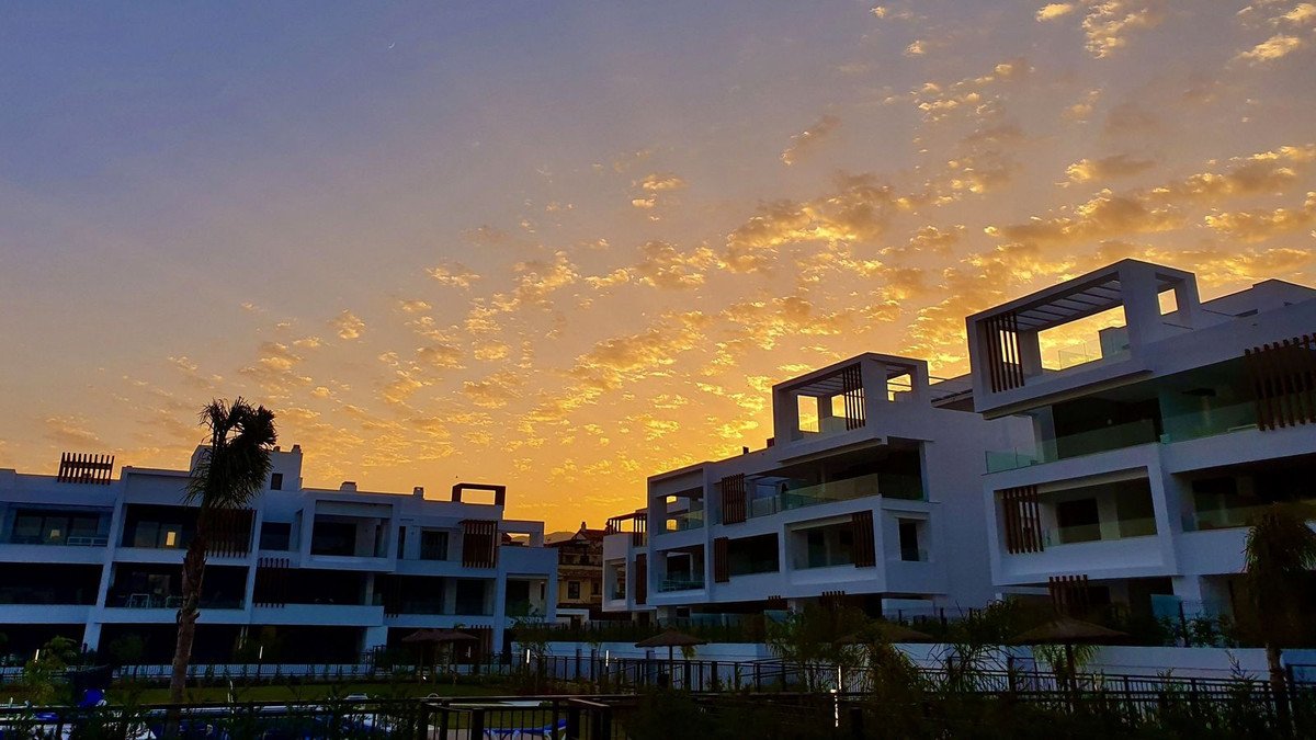 2 Bed شقة في الطابق الأرضي in Bel Air في Bel Air, شقة