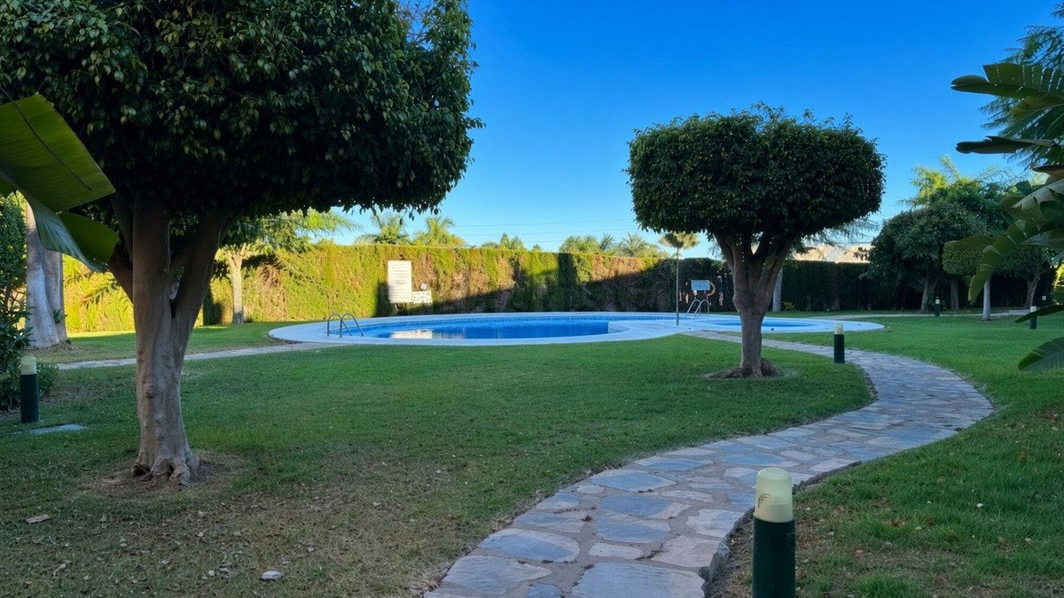 3 Bed Ground Floor Apartment in Bel Air
