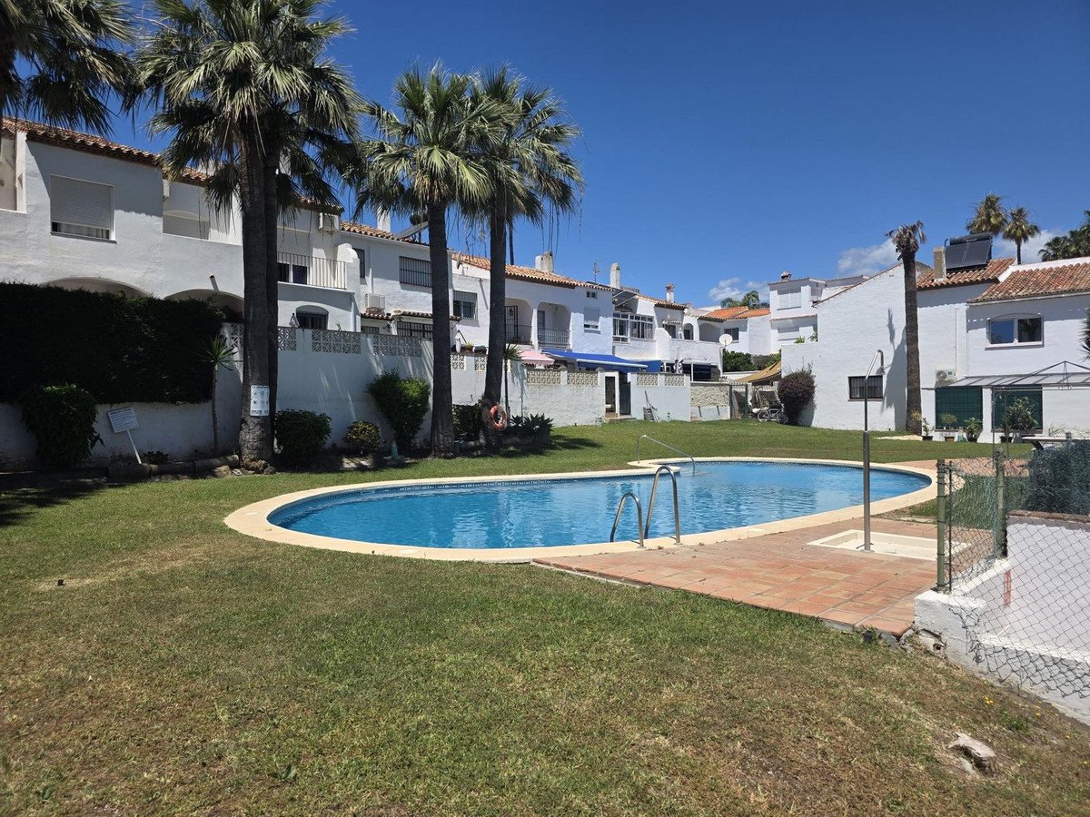 3 Bed بيت مدينة in Bel Air في Bel Air, 