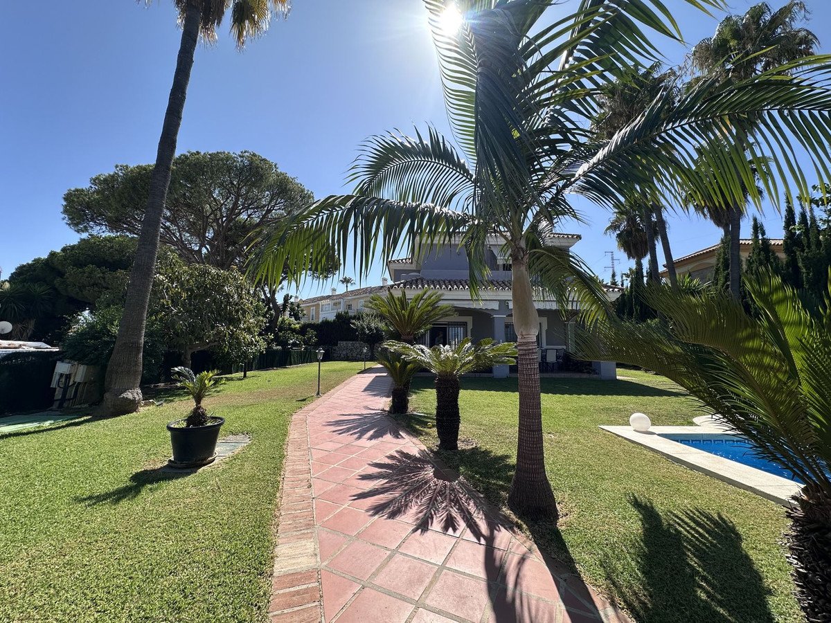 3 Bed فيلا مستقلة in Bel Air في Bel Air, فيلا منفصلة