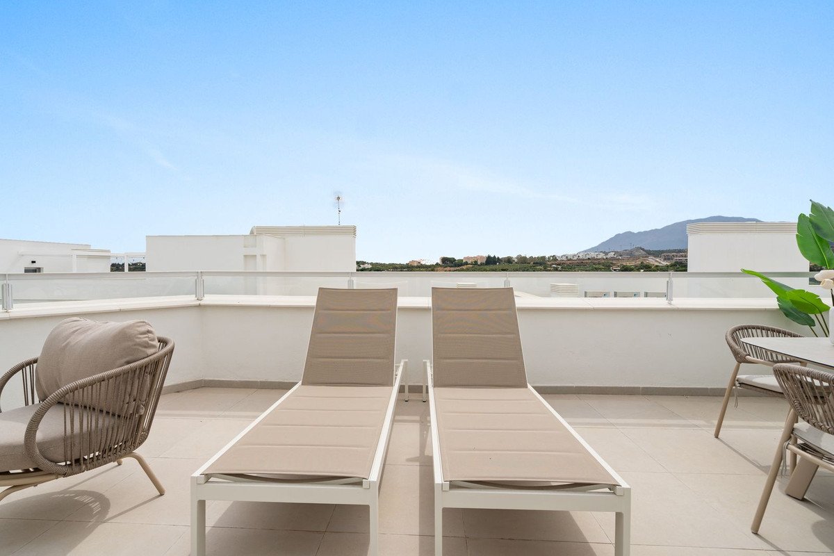 3 Bed Top Floor Apartment in Cancelada in Cancelada, Apartment