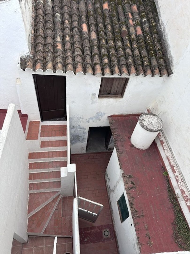12 Bed Building in Estepona in Estepona — Building