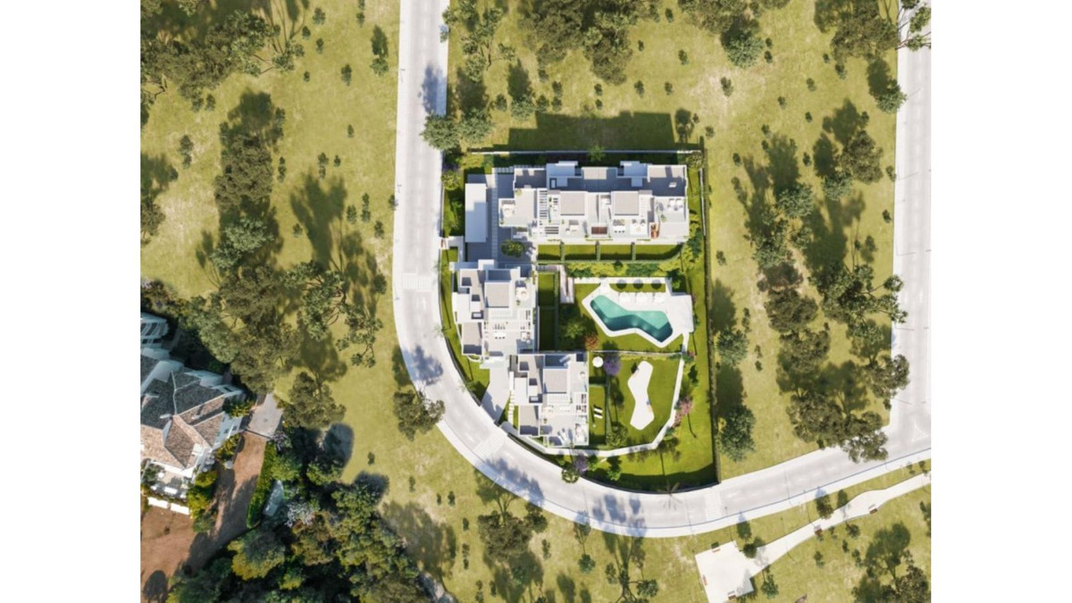 Luxe villa met zwembad, luchtfoto