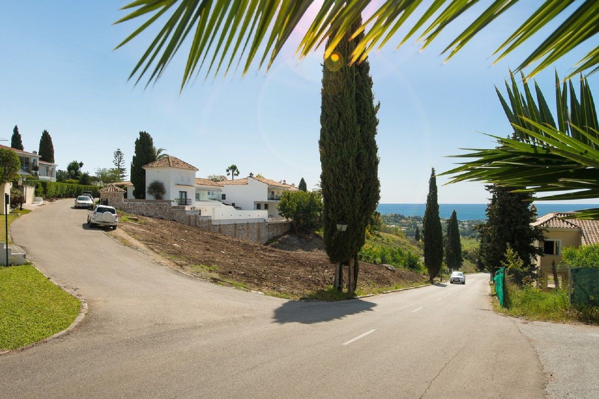 Residential Plot in El Paraiso in El Paraiso, Building Plot