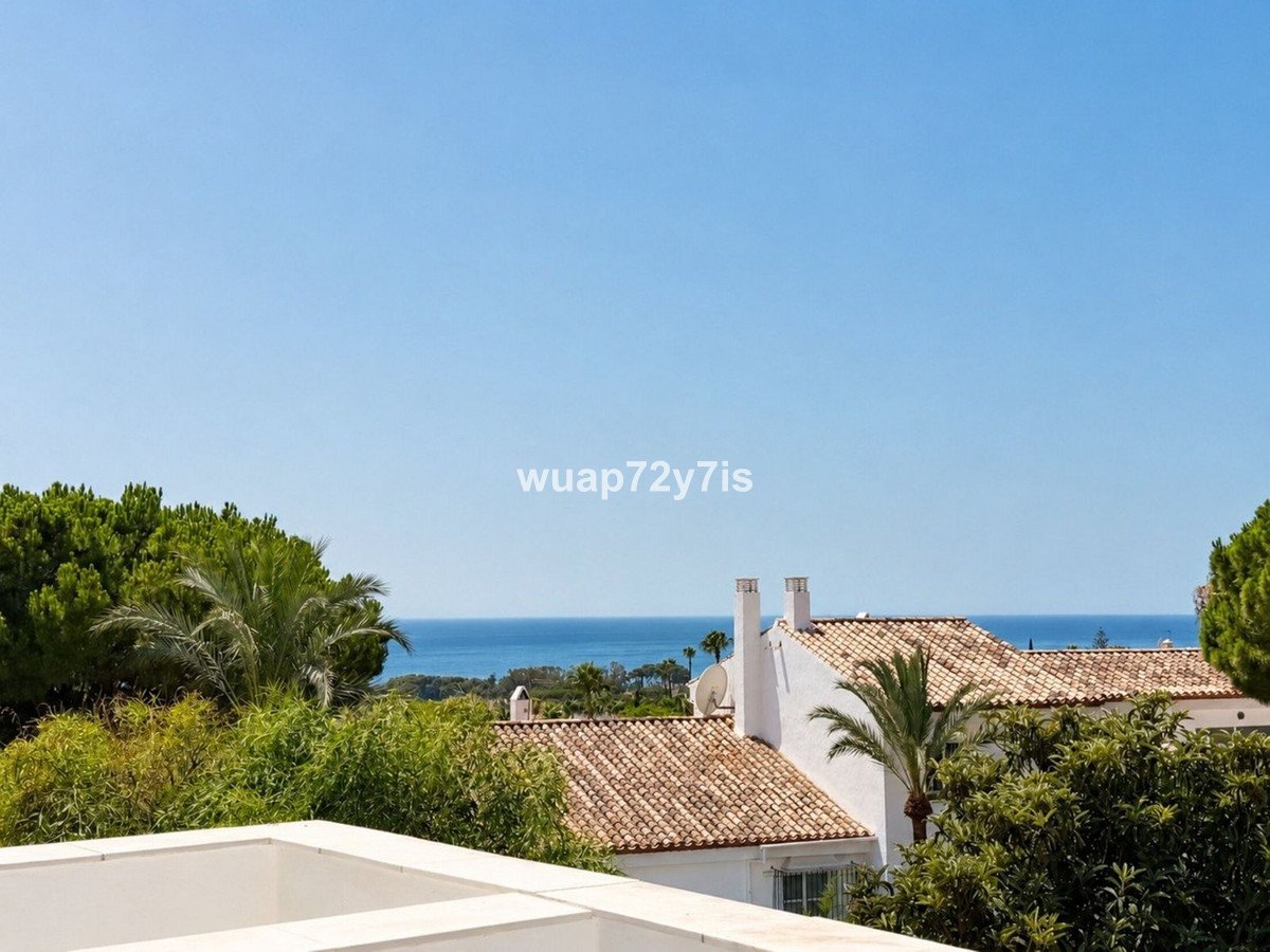 2 Bed Townhouse in El Paraiso in El Paraiso, Townhouse