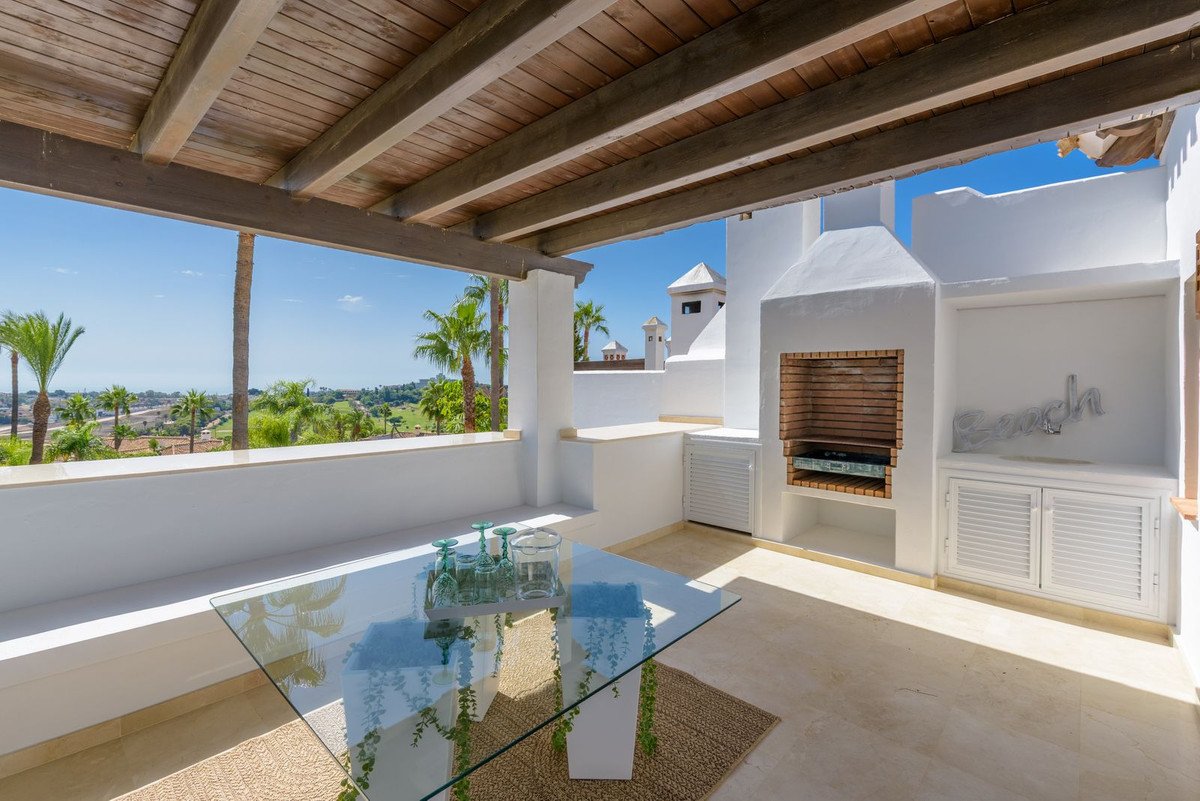 3 Bed Townhouse in El Paraiso in El Paraiso, Townhouse