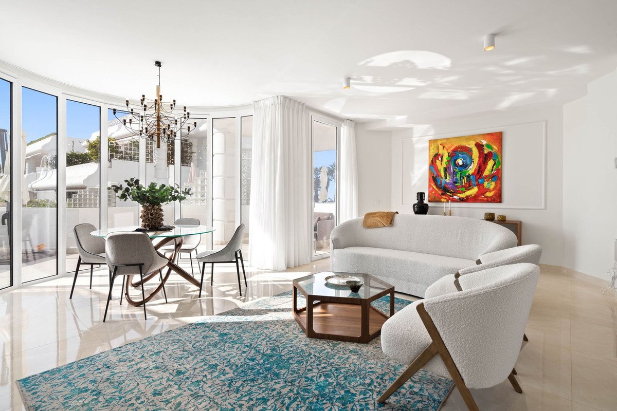 2 Bed شقة في الطابق الأوسط in New Golden Mile في New Golden Mile, شقة