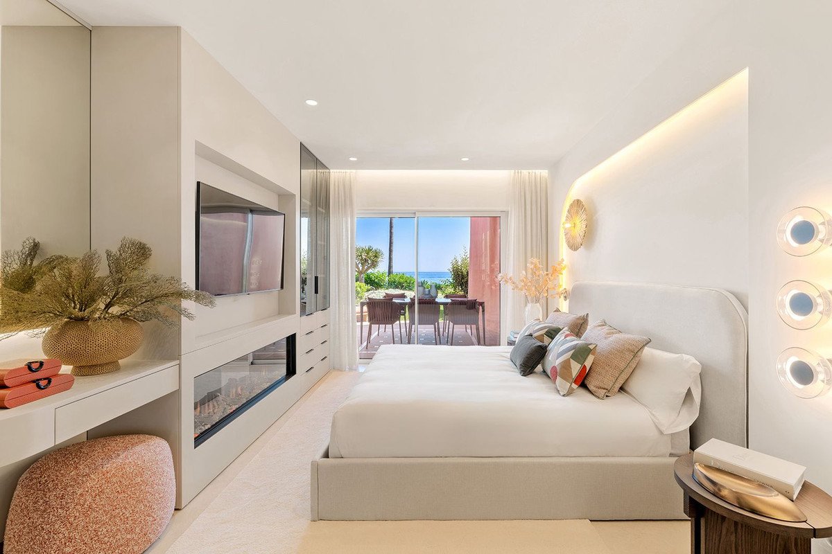 3 Bed Ground Floor Apartment in New Golden Mile in New Golden Mile, Apartment